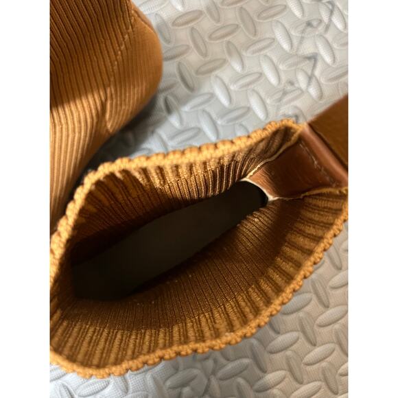 EVERLANE The Day Glove Ribbed Round Toe Pull On Sock Boot Toffee Size 10 - Picture 9 of 10